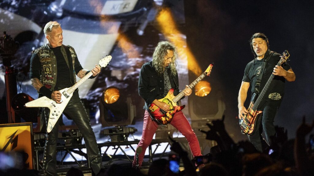 Το συγκρότημα των Metallica ζωντανά στο ΟΑΚΑ στις 9 Μάϊου